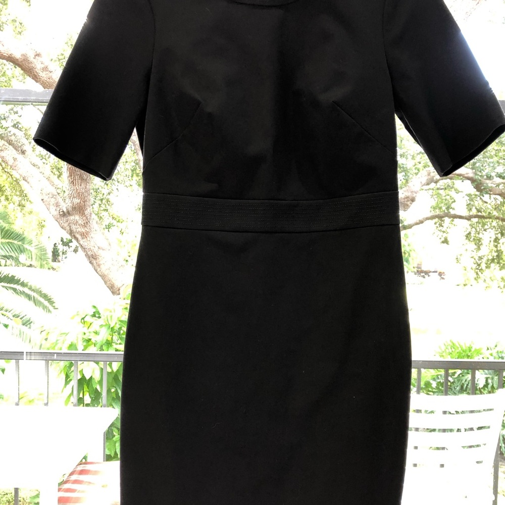 Banana Republic NWT classic black dress - Picture 4 of 8